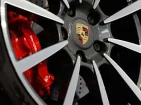 Porsche 911 (2016) thumbnail 16
