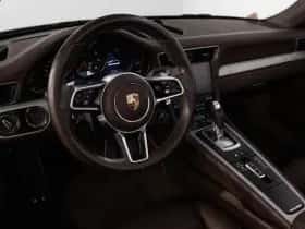 Porsche 911 (2016) thumbnail 17