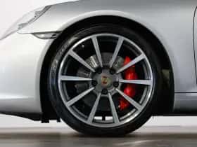Porsche 911 (2016) thumbnail 5