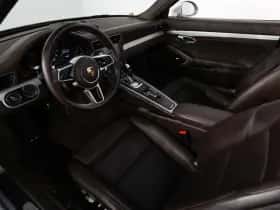 Porsche 911 (2016) thumbnail 6