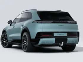 Porsche Cayenne (2026) thumbnail 3