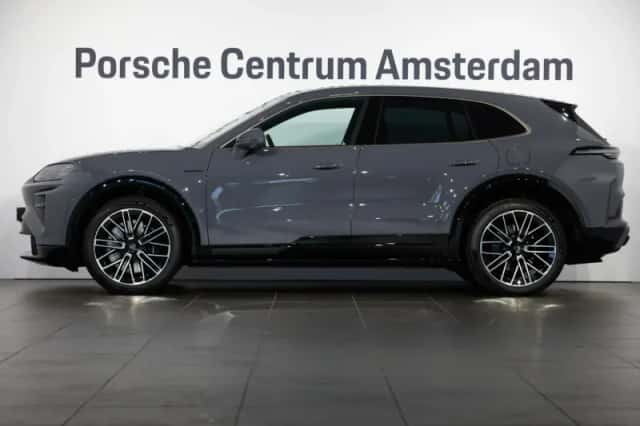 Porsche Cayenne (2026) thumbnail 2