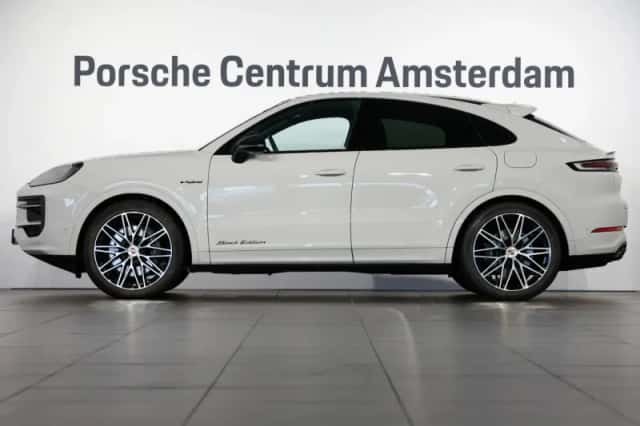 Porsche Cayenne (2026) thumbnail 2