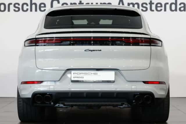 Porsche Cayenne (2026) thumbnail 4