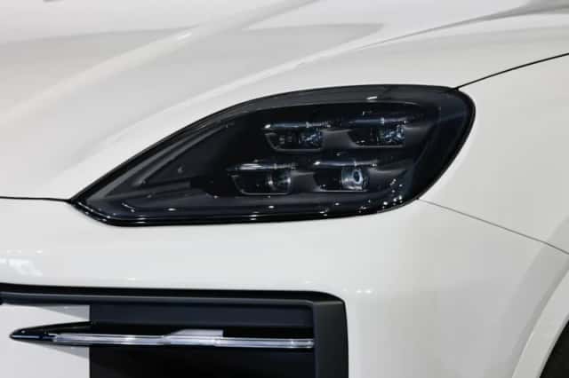 Porsche Cayenne (2026) thumbnail 6