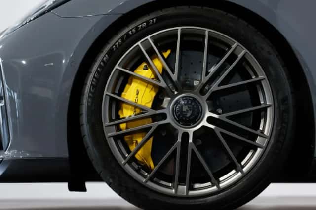 Porsche Panamera (2025) thumbnail 6