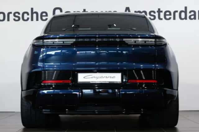 Porsche Cayenne (2026) thumbnail 4