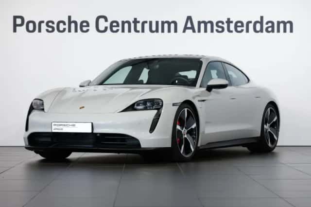 Porsche Taycan (2021) thumbnail 1