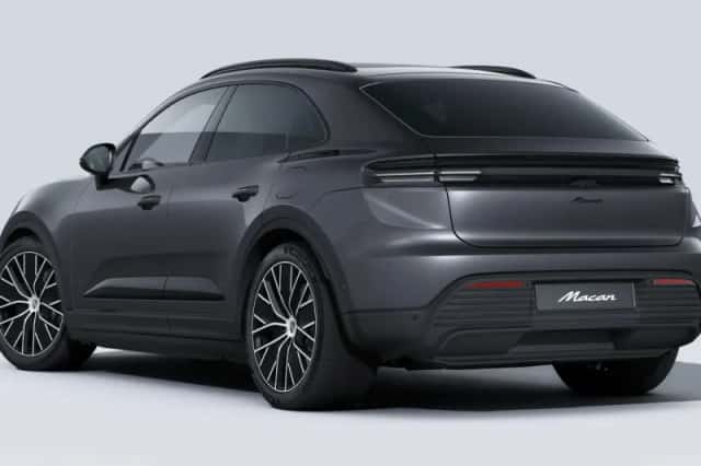 Porsche Macan (2025) thumbnail 3