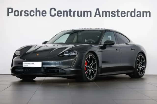 Porsche Taycan (2022) thumbnail 1