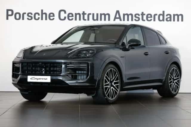 Porsche Cayenne (2026) thumbnail 1