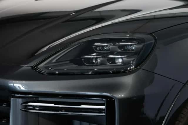 Porsche Cayenne (2026) thumbnail 6