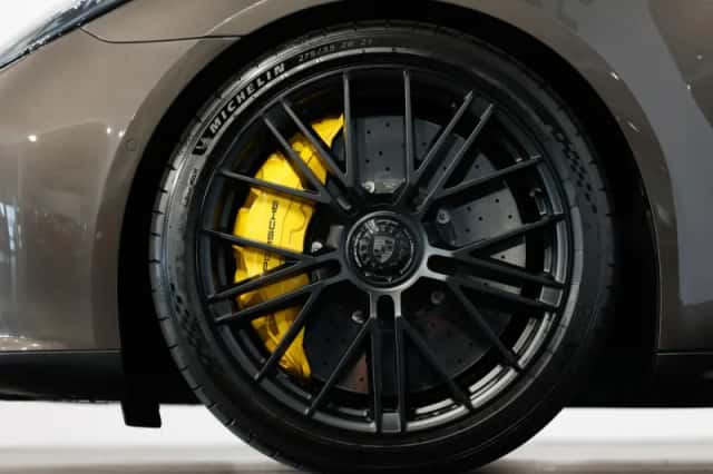 Porsche Panamera (2026) thumbnail 5