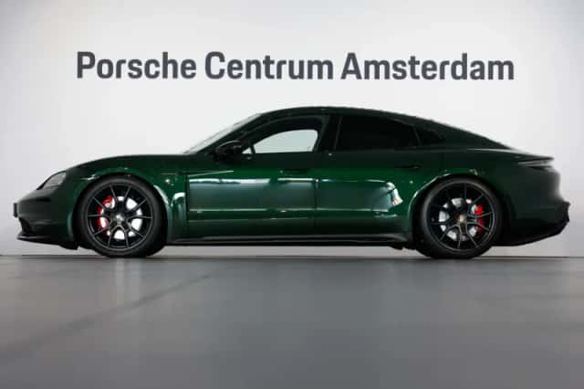 Porsche Taycan (2026) thumbnail 2
