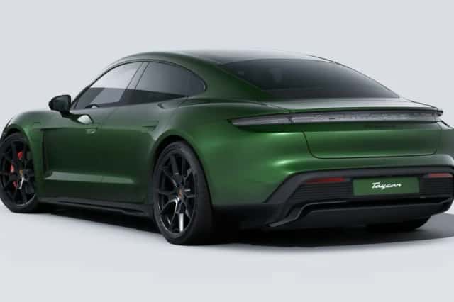 Porsche Taycan (2026) thumbnail 3