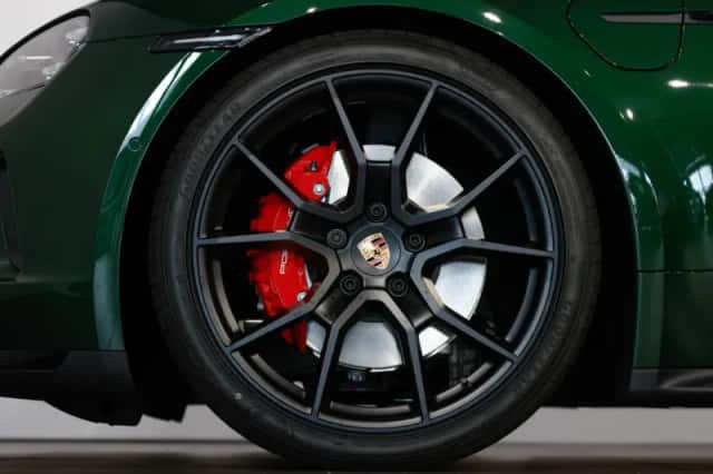 Porsche Taycan (2026) thumbnail 6