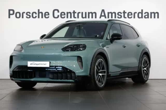 Porsche Cayenne (2026) thumbnail 1