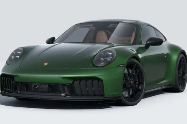 Porsche 911 (2026) thumbnail 1