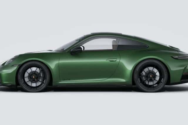 Porsche 911 (2026) thumbnail 2