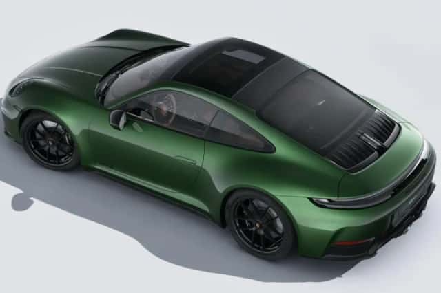 Porsche 911 (2026) thumbnail 3