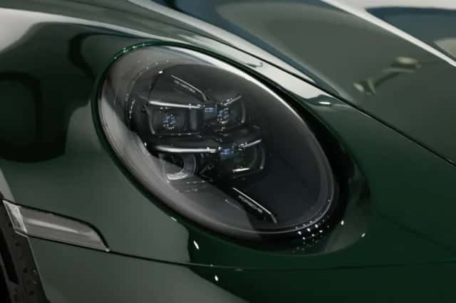 Porsche 911 (2026) thumbnail 6