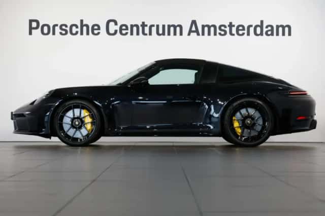 Porsche 911 (2026) thumbnail 2