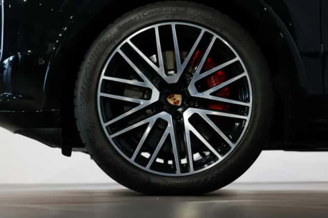 Porsche Cayenne (2026) thumbnail 5