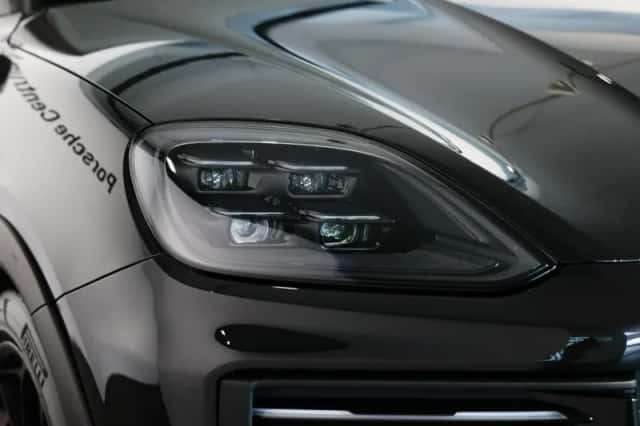 Porsche Cayenne (2025) thumbnail 6