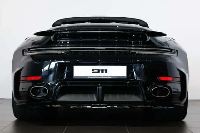 Porsche 911 (2026) thumbnail 4
