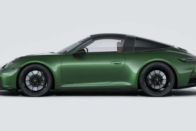 Porsche 911 (2026) thumbnail 2