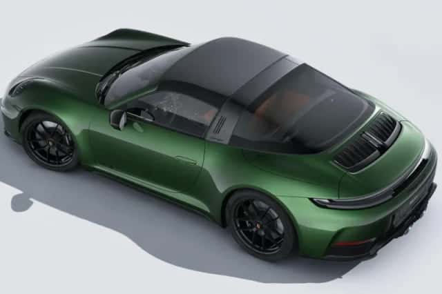 Porsche 911 (2026) thumbnail 3