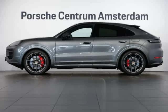 Porsche Cayenne (2026) thumbnail 2