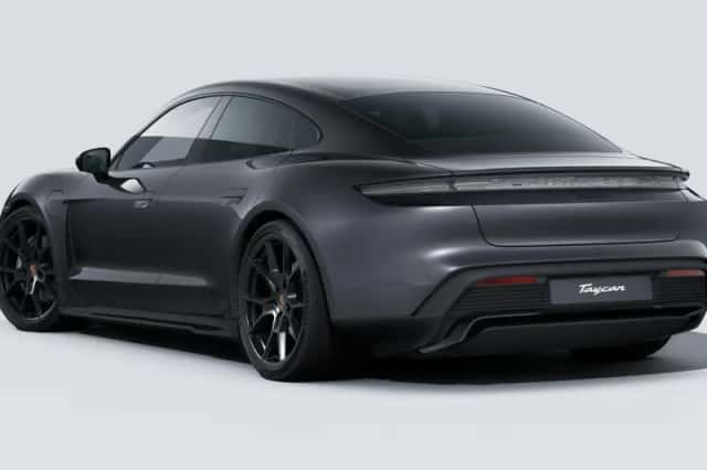 Porsche Taycan (2026) thumbnail 3
