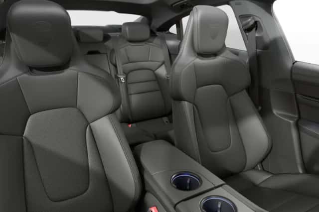 Porsche Taycan (2026) thumbnail 6