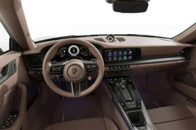 Porsche 911 (2026) thumbnail 5