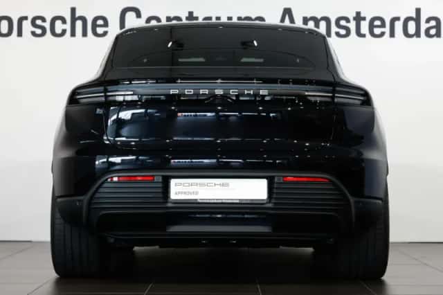 Porsche Macan (2026) thumbnail 4