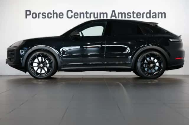 Porsche Cayenne (2026) thumbnail 2