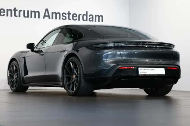 Porsche Taycan (2026) thumbnail 3