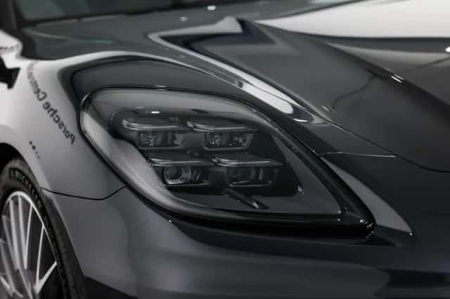 Porsche Panamera (2024) thumbnail 5