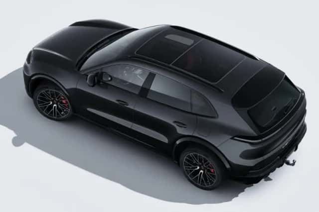 Porsche Cayenne (2026) thumbnail 3
