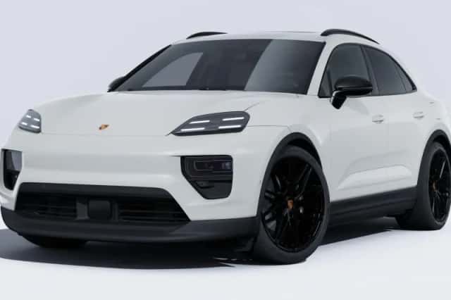 Porsche Macan (2026) thumbnail 1