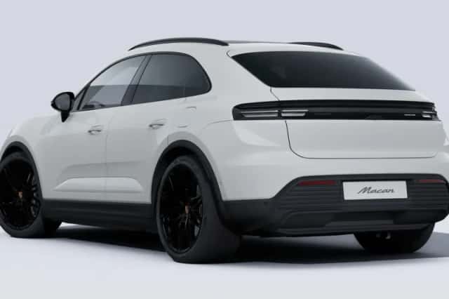 Porsche Macan (2026) thumbnail 3
