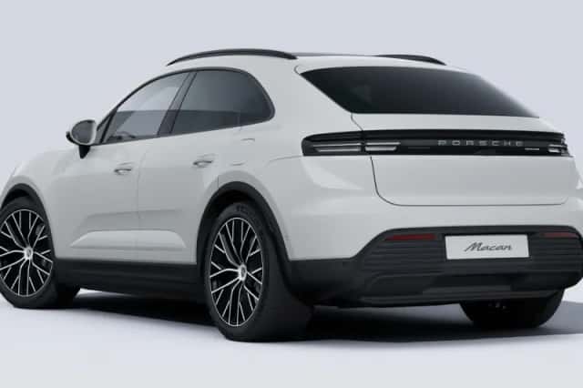 Porsche Macan (2026) thumbnail 3