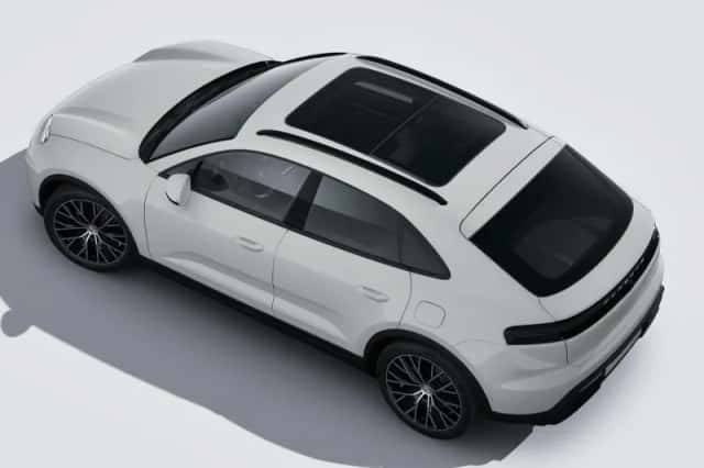 Porsche Macan (2026) thumbnail 4