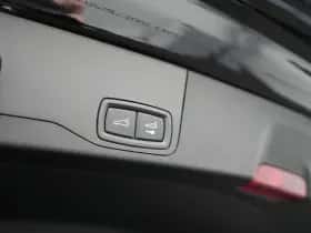 Porsche Taycan (0) thumbnail 20