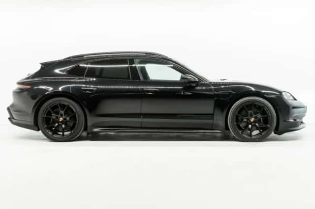 Porsche Taycan (2025) thumbnail 6