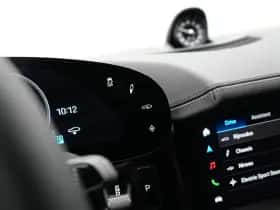 Porsche Taycan (0) thumbnail 31