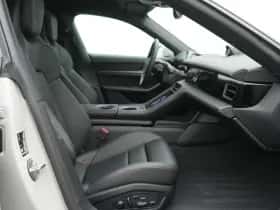 Porsche Taycan (0) thumbnail 21