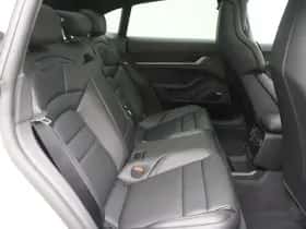 Porsche Taycan (0) thumbnail 24