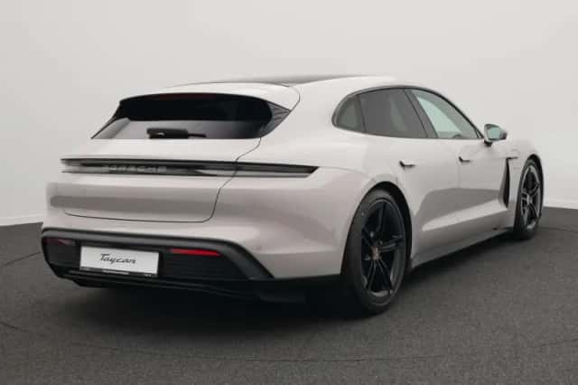 Porsche Taycan (2025) thumbnail 5